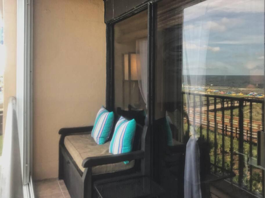 Oceanfront * Pool * Elevator * Boardwalk Appartement Carolina Beach Buitenkant foto