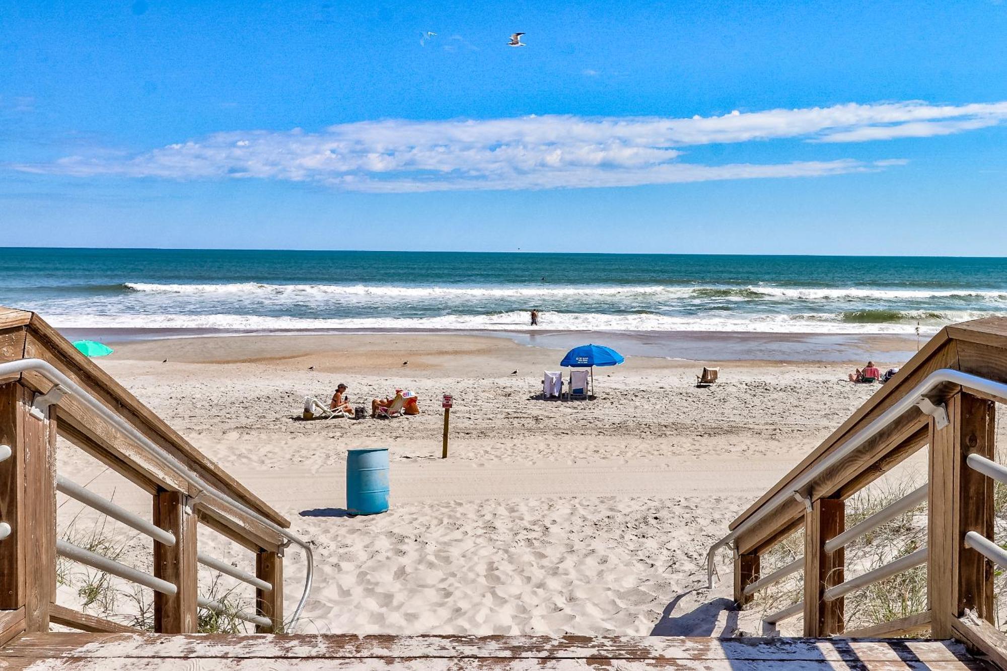 Oceanfront * Pool * Elevator * Boardwalk Appartement Carolina Beach Buitenkant foto