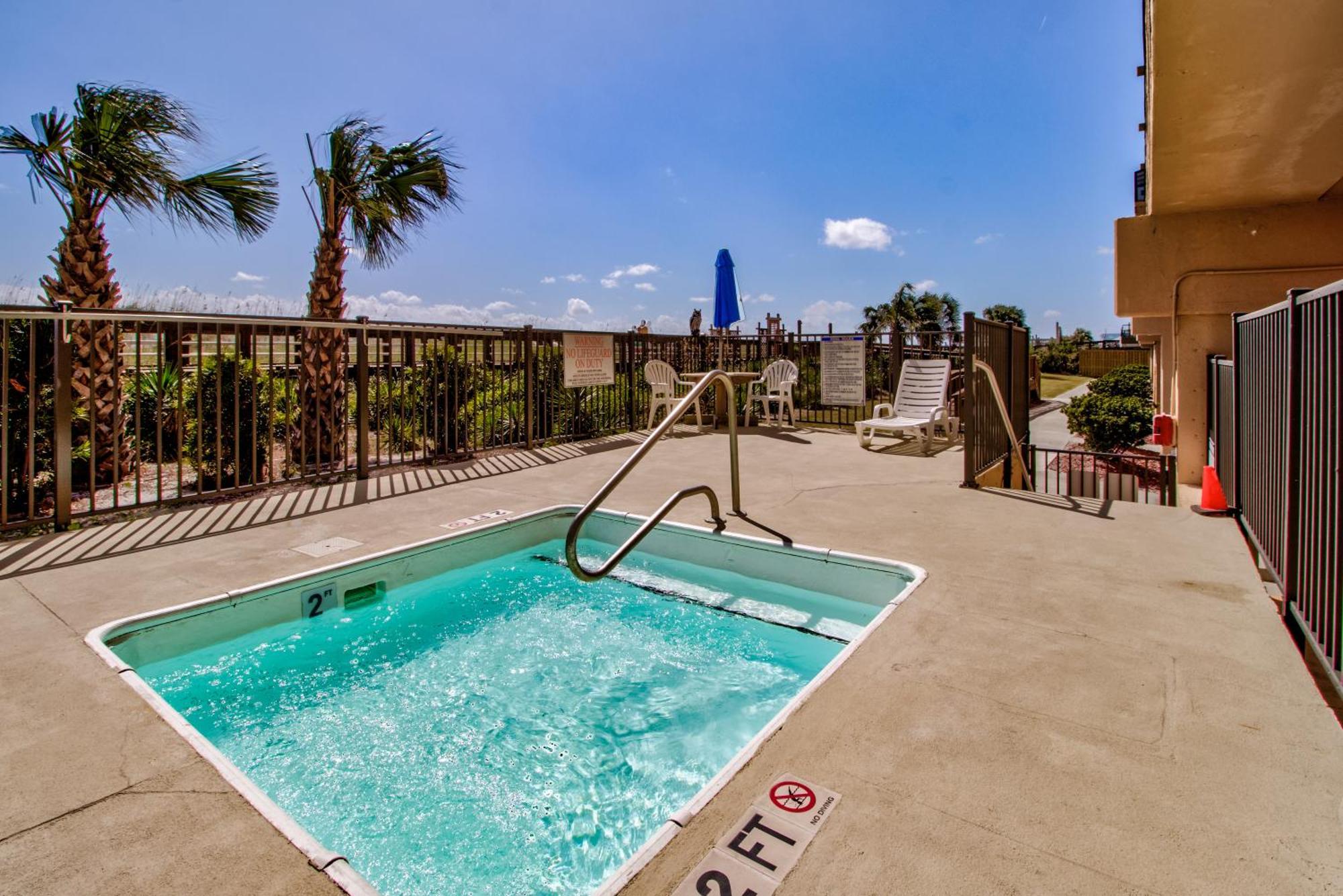 Oceanfront * Pool * Elevator * Boardwalk Appartement Carolina Beach Buitenkant foto